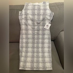 Calvin Klein Sheath Dress / Black & White / Size 6